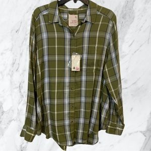 Women's Plaid Button Down Shirt